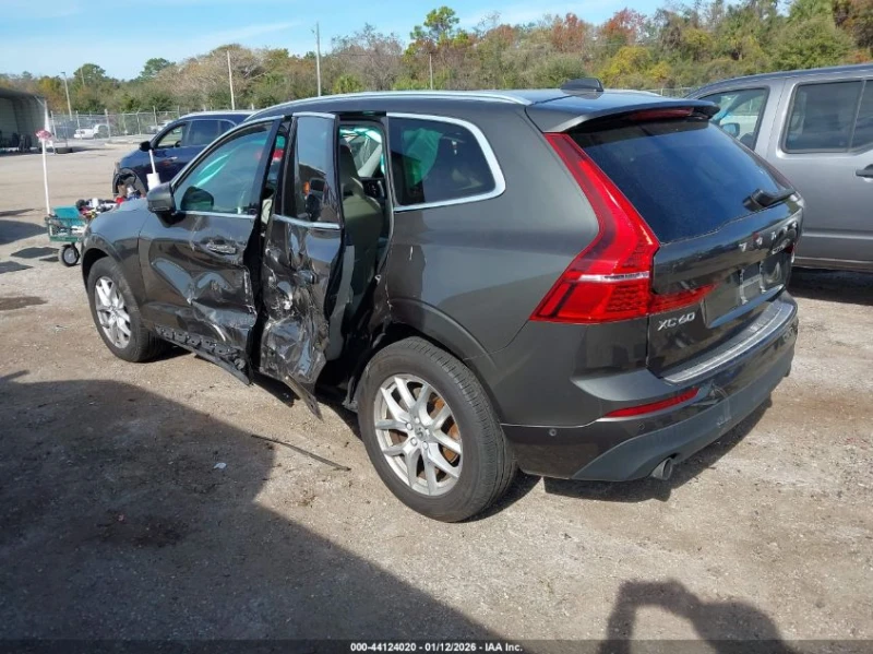 Volvo XC60 T5 Momentum, снимка 3 - Автомобили и джипове - 53502137
