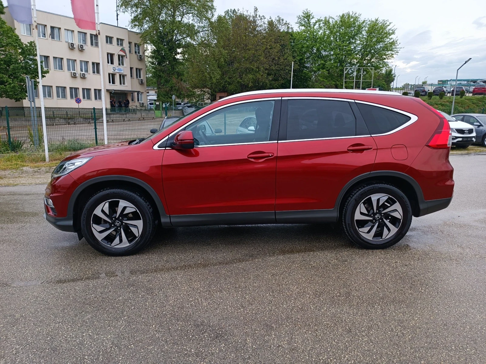Honda Cr-v 2.0i-155кс-ШВЕЙЦАРИЯ-РЪЧКА-6ск-FACELIFT-4X4 - изображение 6
