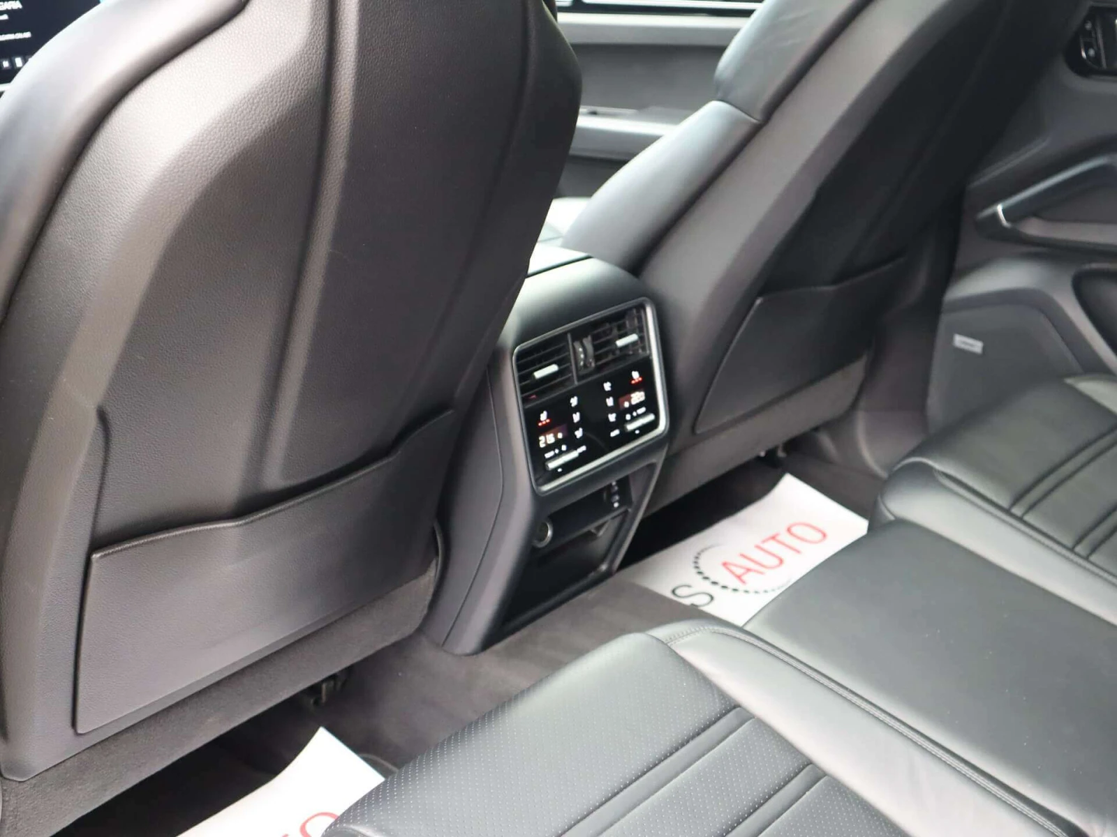 Porsche Cayenne S/Sport Chrono/Coupe/HuD/Bose/Панорама - изображение 10