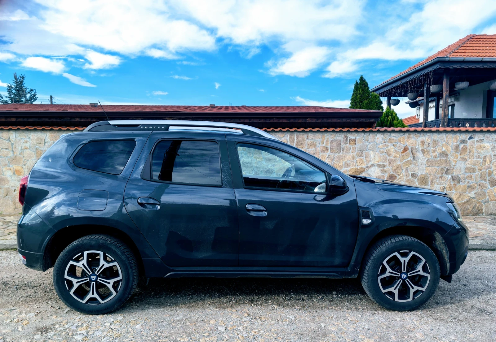 Dacia Duster TCe 1.0 100 к.с. Бензин Газ ECO-G - изображение 3