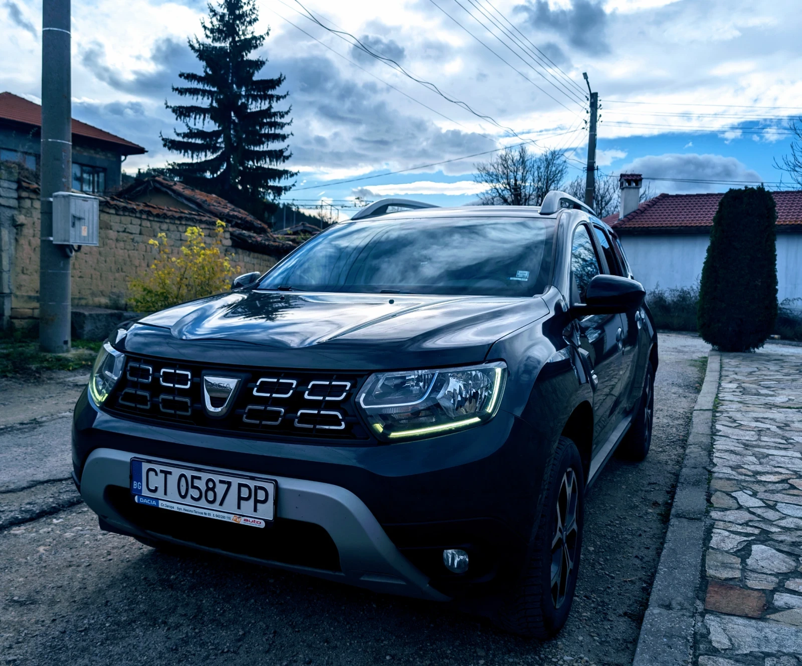 Dacia Duster TCe 1.0 100 к.с. Бензин Газ ECO-G - изображение 2