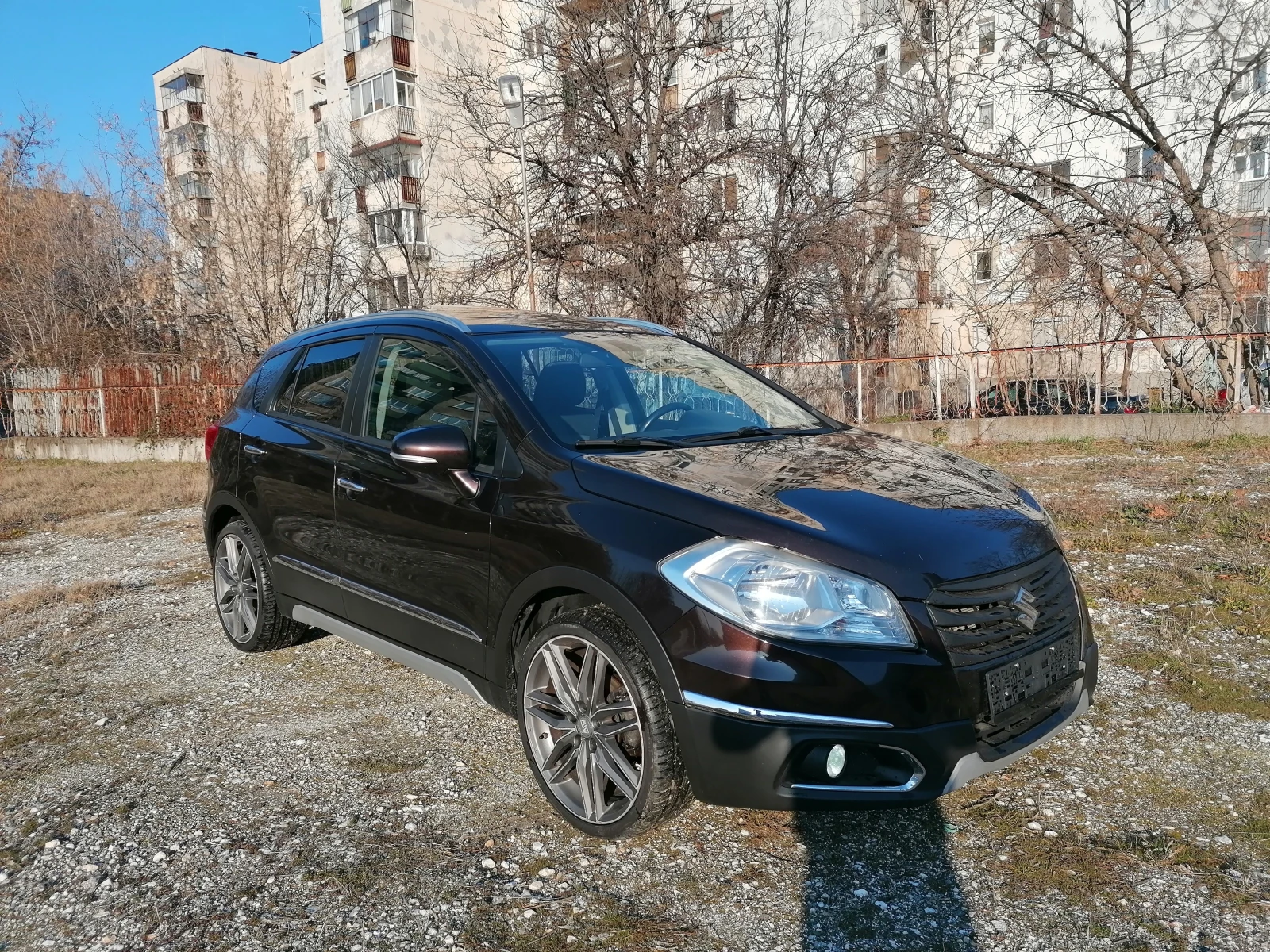 Suzuki SX4 S-Cross 1.6i-Панорамa Навигация Камера KEYLESS-Go - изображение 4