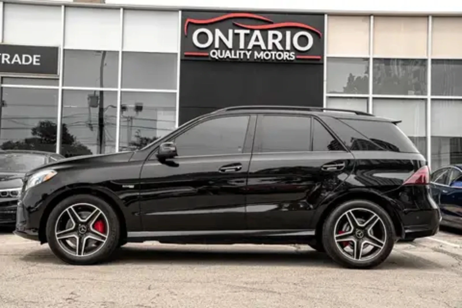 Mercedes-Benz GLE 43 AMG 2018/127000KM/PANO/H&K/PODGREV/4X4/DISTR, снимка 2 - Автомобили и джипове - 53811679