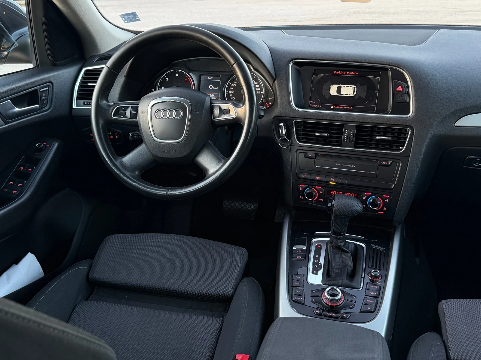 Audi Q5 2.0.LED* 4x4* Navi, снимка 9 - Автомобили и джипове - 55082337