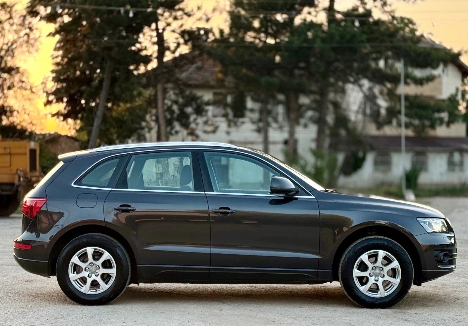 Audi Q5 2.0.LED* 4x4* Navi, снимка 4 - Автомобили и джипове - 55082337