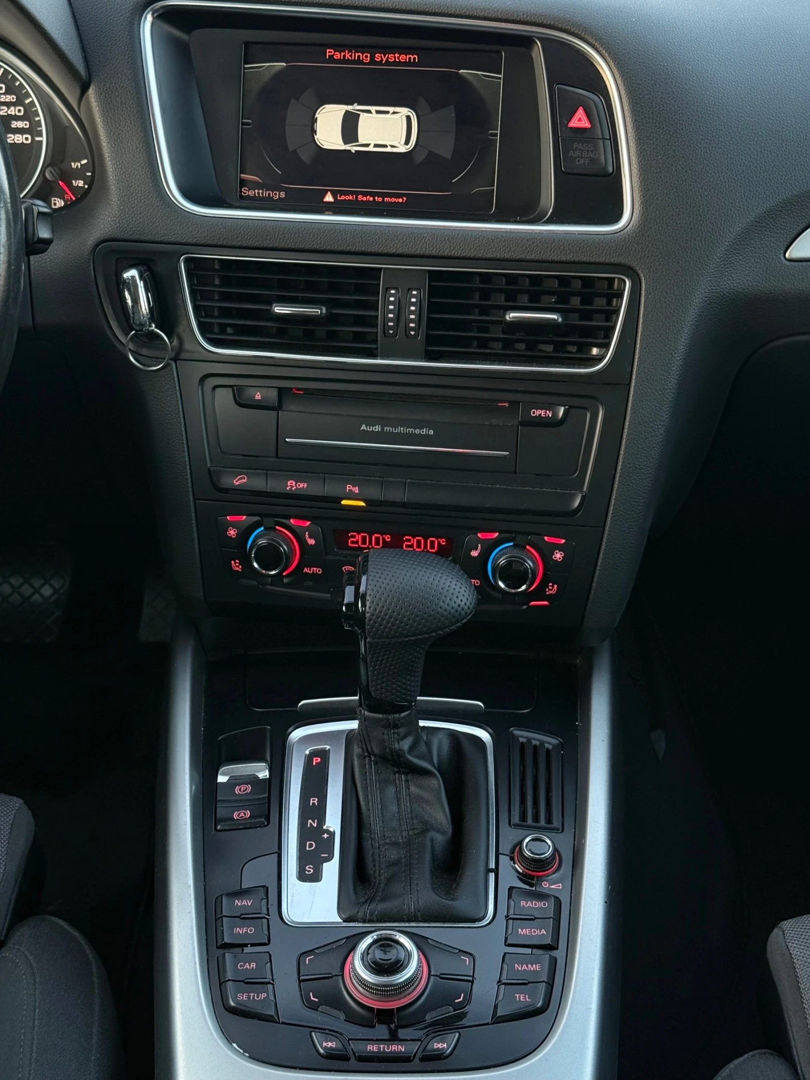 Audi Q5 2.0.LED* 4x4* Navi, снимка 10 - Автомобили и джипове - 55082337