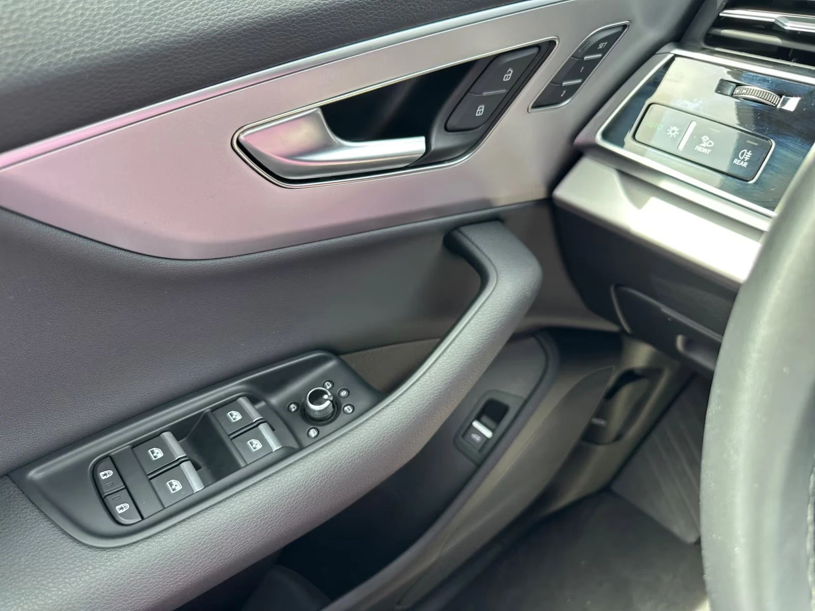 Audi Q7 50TDI/286HP/S-LINE/360/PANO/HUD/LED/KLEES/775z, снимка 15 - Автомобили и джипове - 55690376