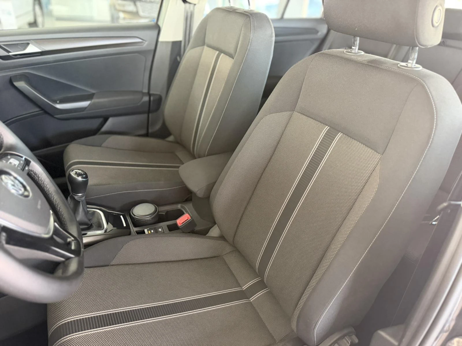 VW T-Roc 1.5tsi 110KW | Mobile.bg � ����������� 7