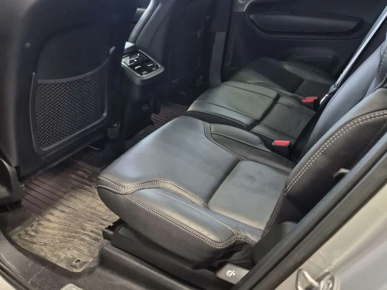Volvo Xc90 * B6 * Ultimate Bright Theme * CARFAX * , снимка 11 - Автомобили и джипове - 56255685