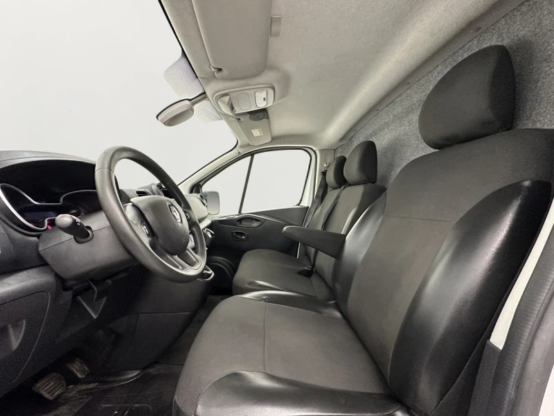 Renault Trafic 2.8t* 2.0 dCi* Facelift* Печка* 145 к.с.* , снимка 11 - Бусове и автобуси - 48469149