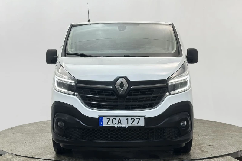 Renault Trafic 2.8t* 2.0 dCi* Facelift* Печка* 145 к.с.* , снимка 2 - Бусове и автобуси - 48469149