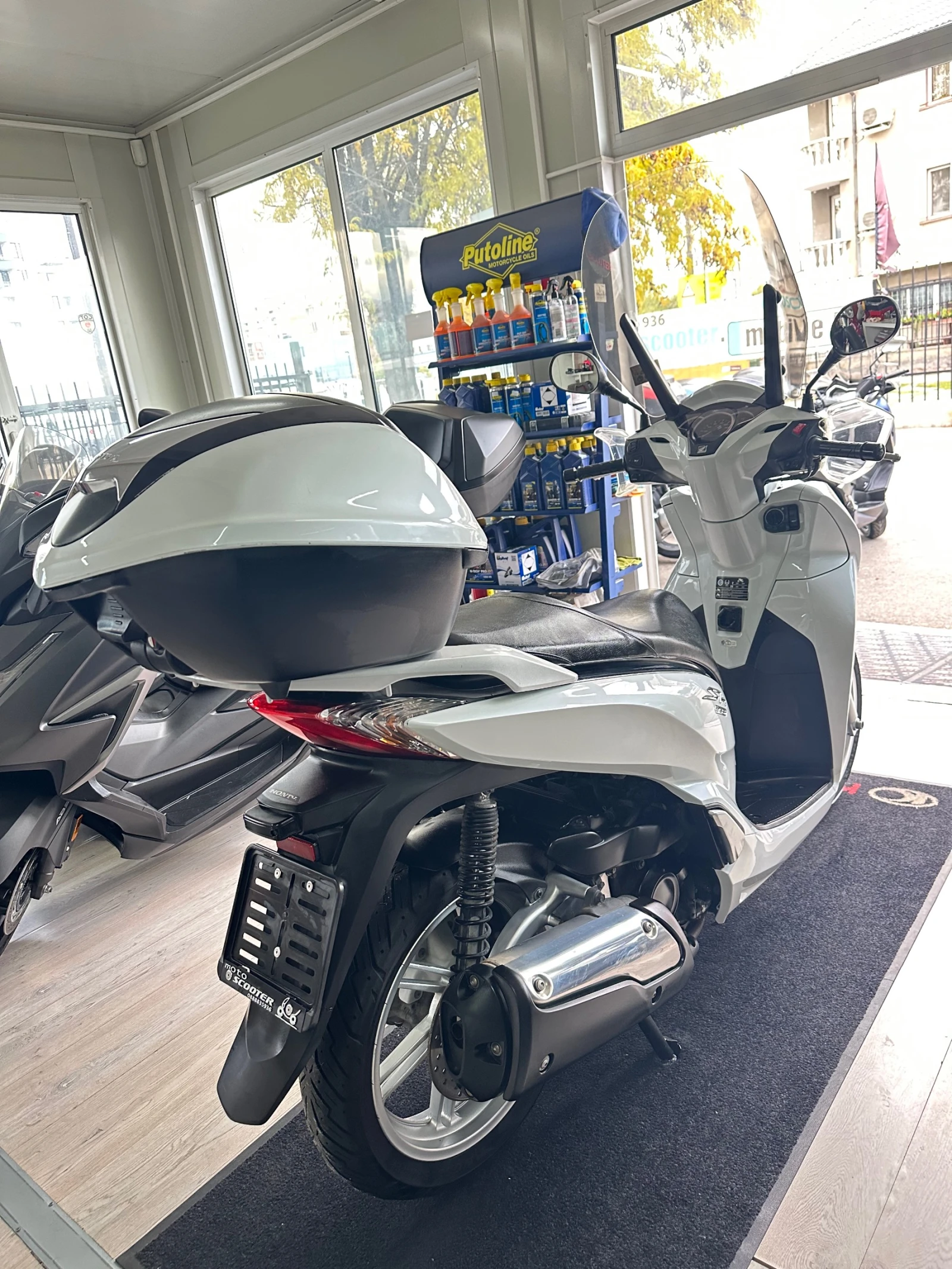 Honda Sh 300i ABS/LED - изображение 8