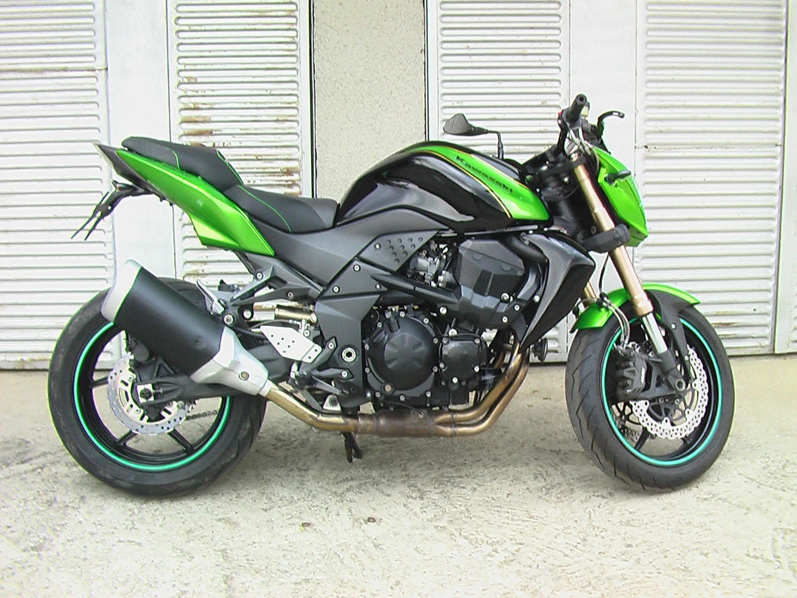Kawasaki Z 750 R, снимка 3 - Мотоциклети и мототехника - 55152685