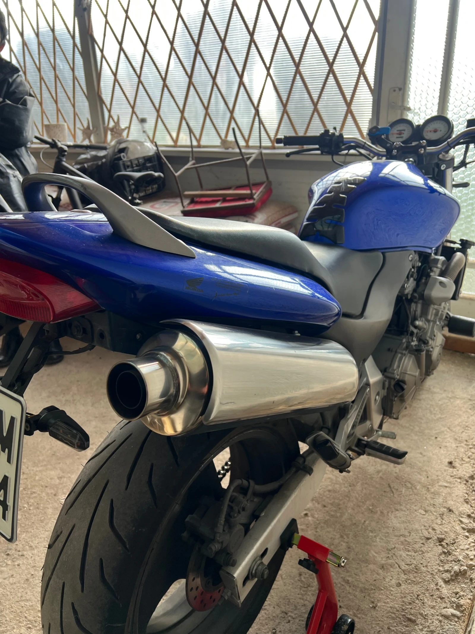 Honda Hornet Регистриран за А2, снимка 5 - Мотоциклети и мототехника - 55905148