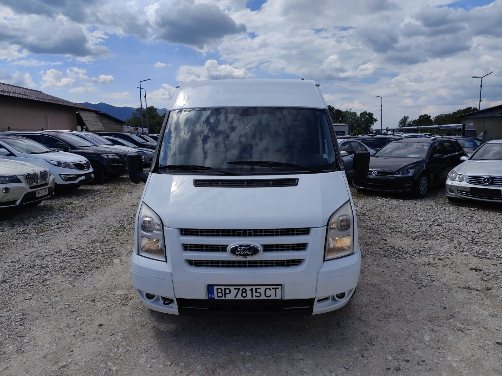 Кемпер Ford VARIOBUS 300L, снимка 2 - Каравани и кемпери - 54815286