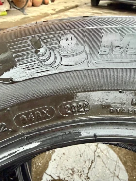 Гуми Зимни 235/65R17, снимка 5