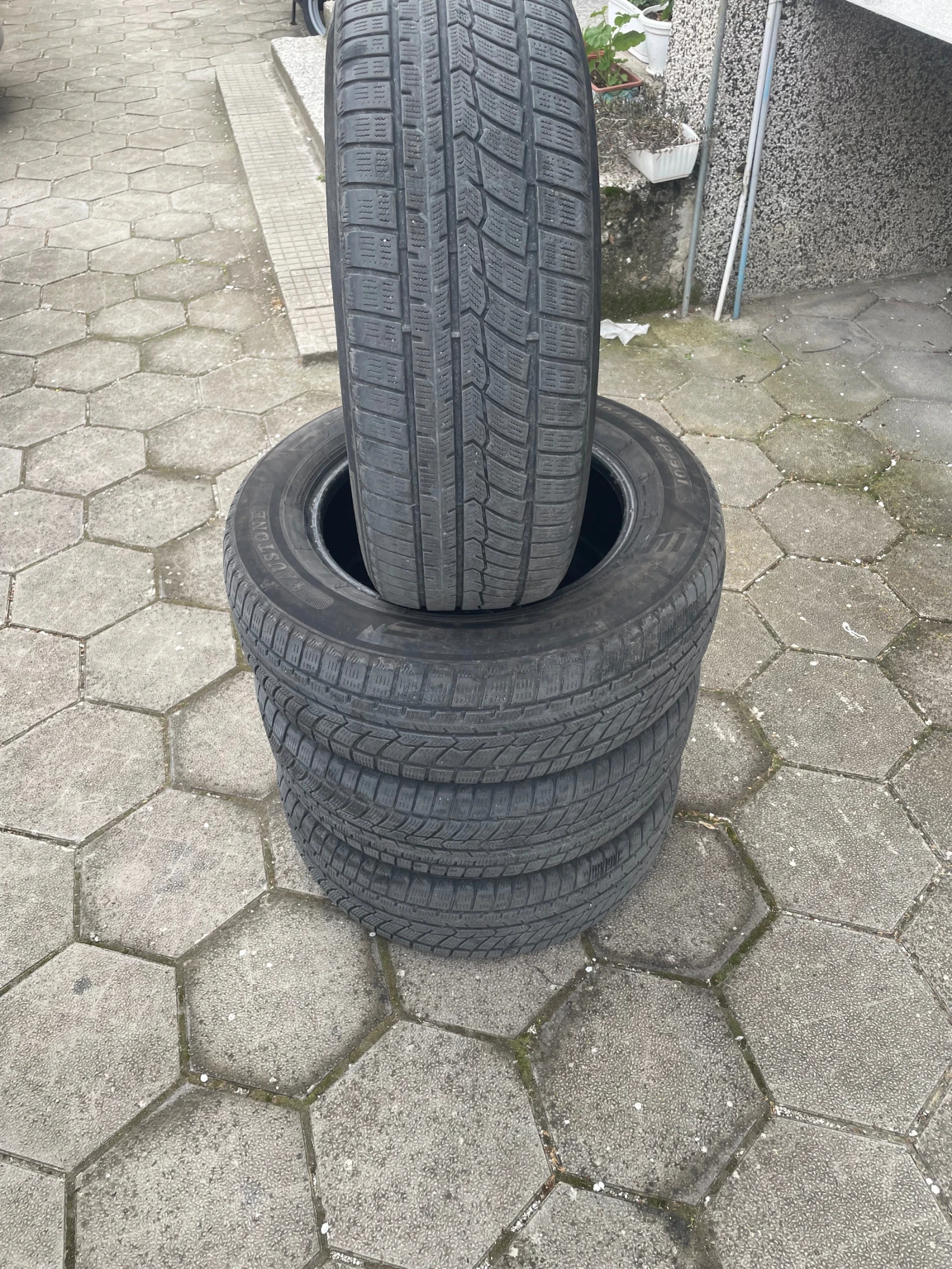 Гуми 235/65R17 | Mobile.bg — изображение 1