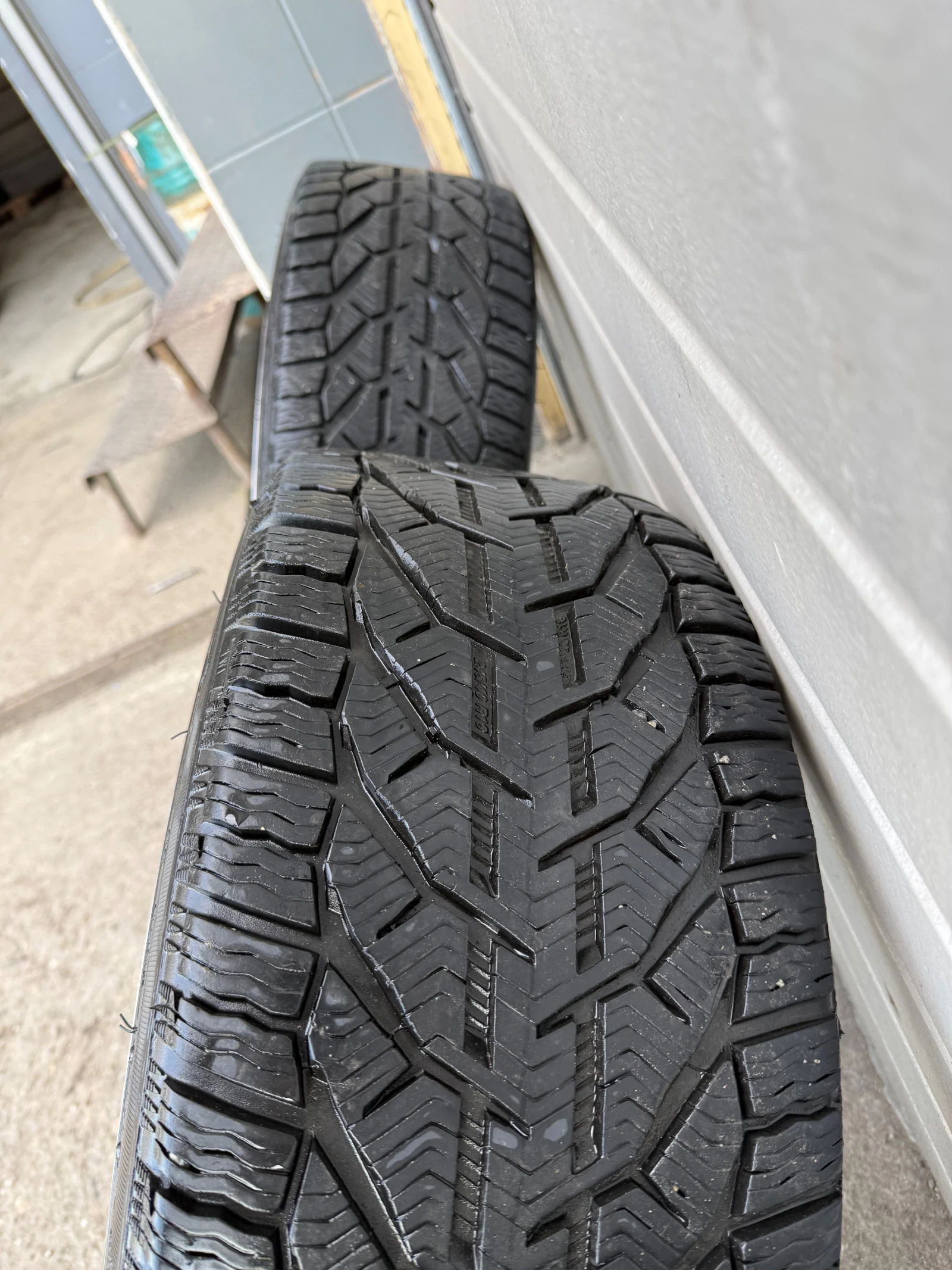 Гуми с джанти Tigar 225/45R18, снимка 10 - Гуми и джанти - 54456331