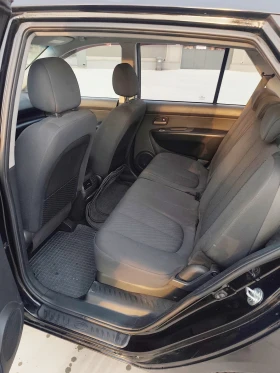 Kia Carens Газ, фейслифт, технически перфектна! , снимка 10