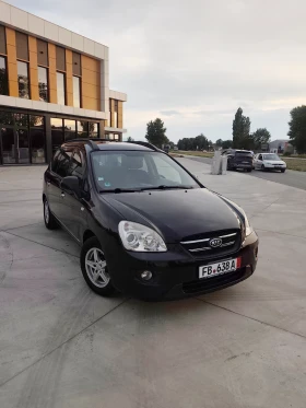 Kia Carens Газ, фейслифт, технически перфектна! , снимка 1
