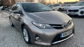     Toyota Auris 1.6i \85 357 km.\ \