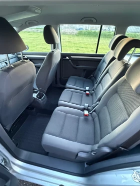 VW Touran 1.6 TDi EURO5 / Сервизна история - 6999 € / 13688.85 лв. - 19862663 7