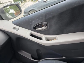 Toyota Yaris - 5000 € / 9779.15 лв. - 95414455 7