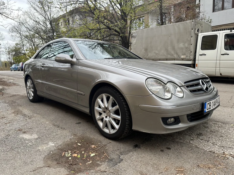 Mercedes-Benz CLK 220 CDI, снимка 7 - Автомобили и джипове - 48327264