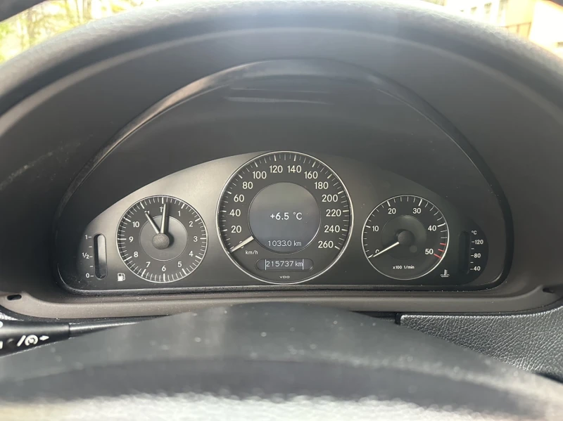 Mercedes-Benz CLK 220 CDI, снимка 13 - Автомобили и джипове - 48327264