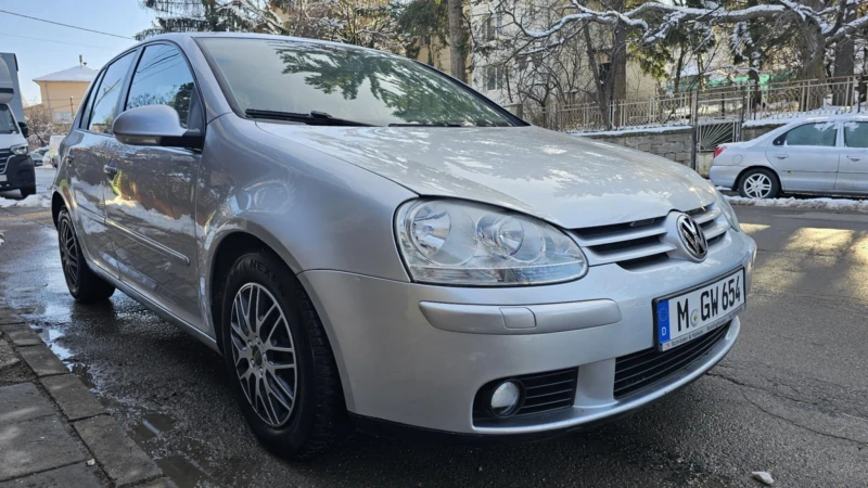 VW Golf 1.6, снимка 7 - Автомобили и джипове - 48592537