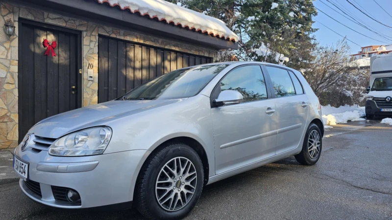 VW Golf 1.6, снимка 3 - Автомобили и джипове - 48592537