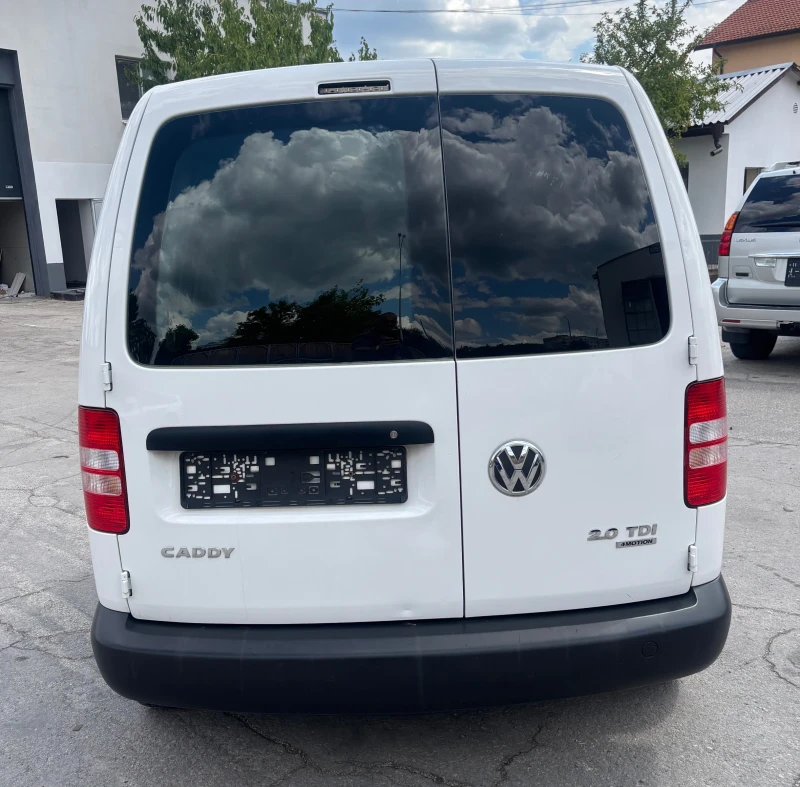 VW Caddy 2.0 TDI, снимка 6 - Автомобили и джипове - 51337170
