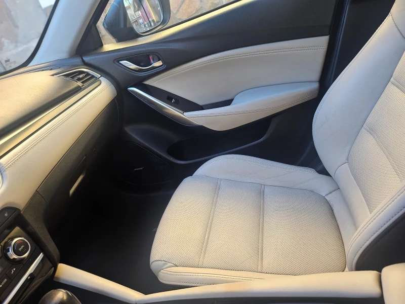 Mazda 6 4x4 Sky active 175к.с, кожен салон алкантра, снимка 15 - Автомобили и джипове - 51526784