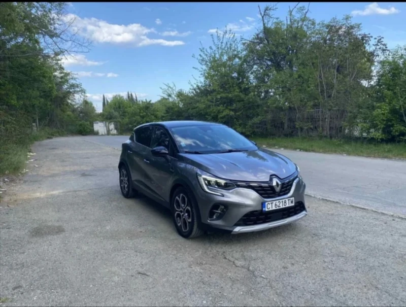 Renault Captur, снимка 9 - Автомобили и джипове - 52230109