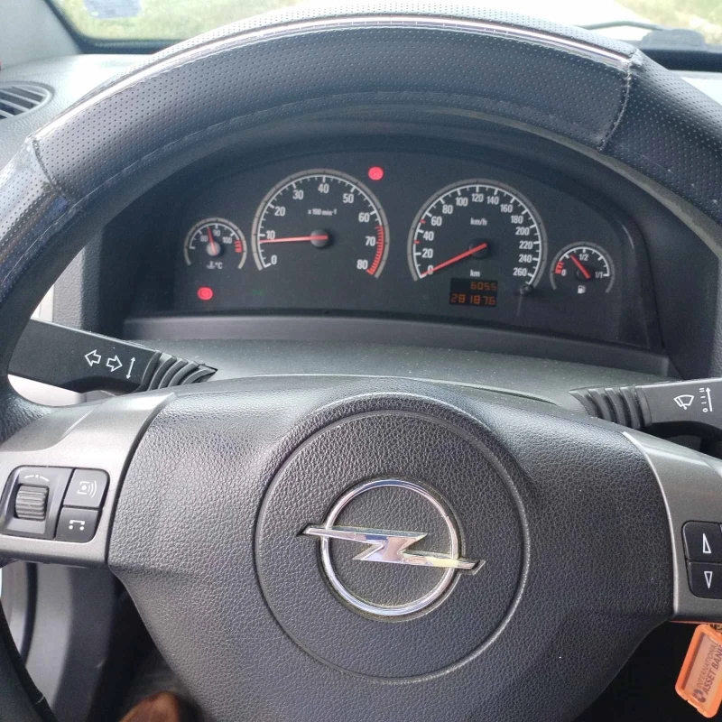 Opel Vectra, снимка 9 - Автомобили и джипове - 52073139