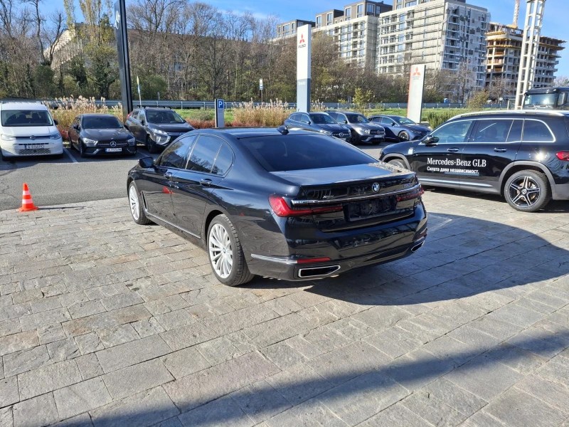 BMW 750 d xDrive Sedan, снимка 5 - Автомобили и джипове - 52575456