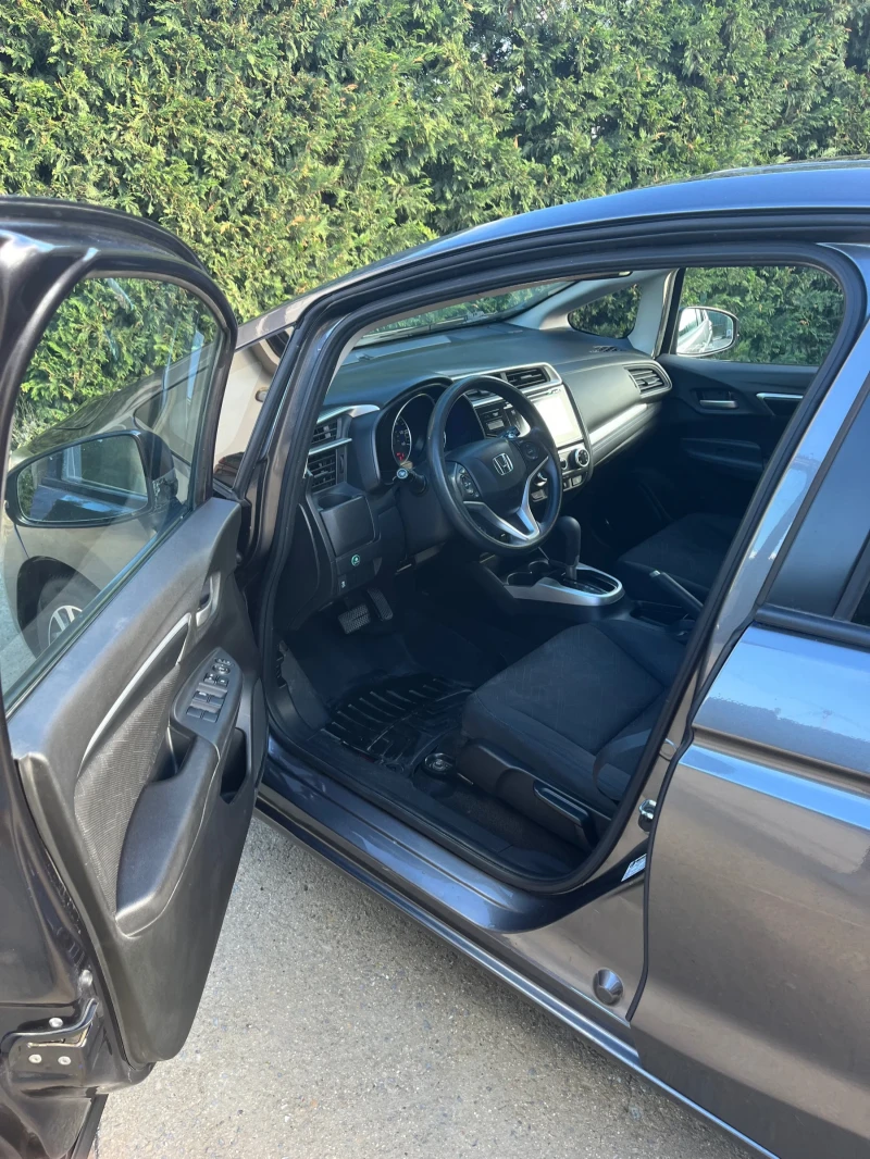 Honda Fit, снимка 8 - Автомобили и джипове - 52611124