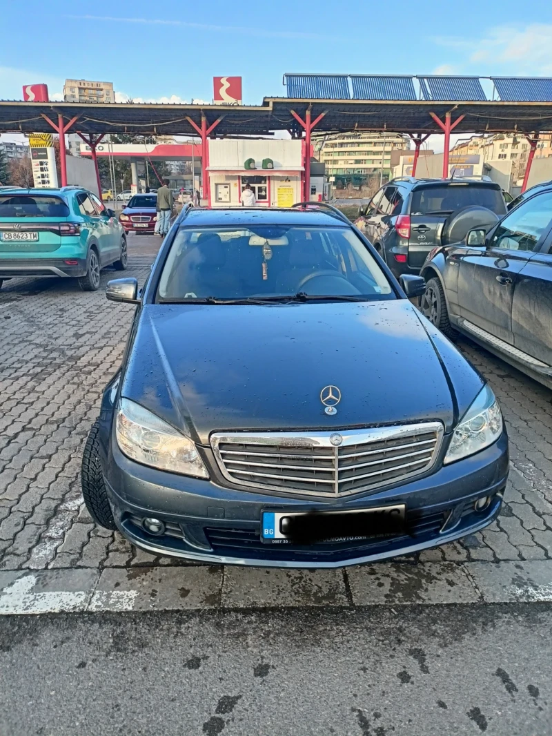 Mercedes-Benz C 220 BlueEfficiency, снимка 2 - Автомобили и джипове - 53304862