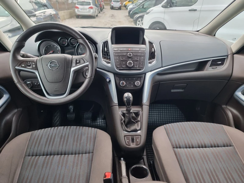 Opel Zafira 1.6 TURBO LPG КЛИМАТРОНИК, снимка 10 - Автомобили и джипове - 53417240