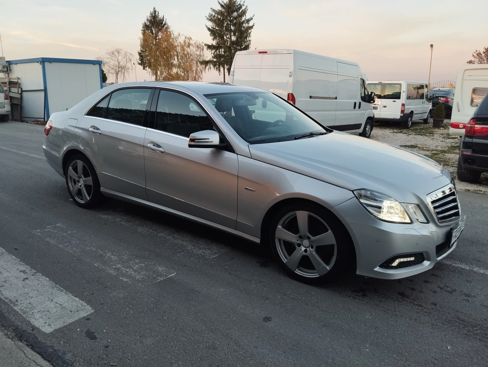 Mercedes-Benz E 350 3.0cdi AVANTGARDE - изображение 2