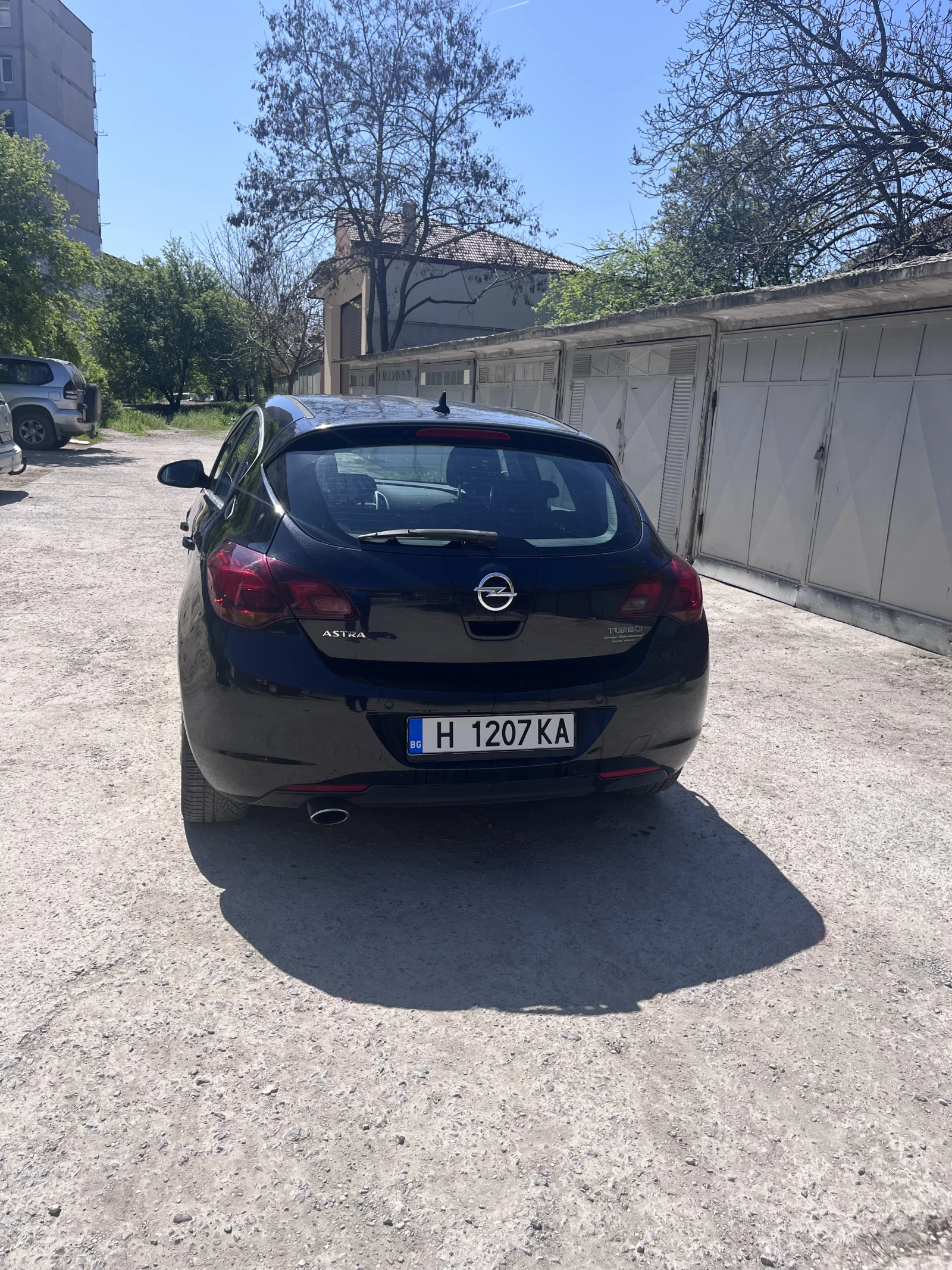 Opel Astra J 1.6 Turbo - изображение 5