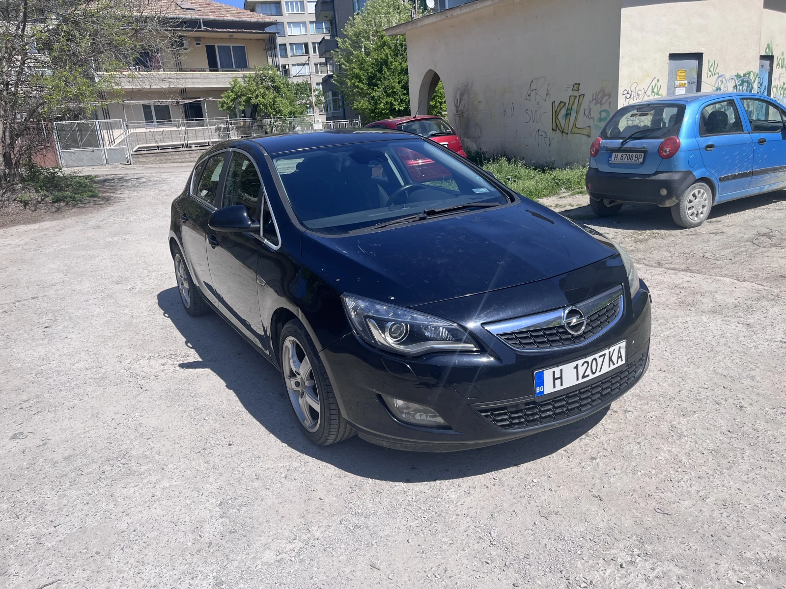 Opel Astra J 1.6 Turbo - изображение 2