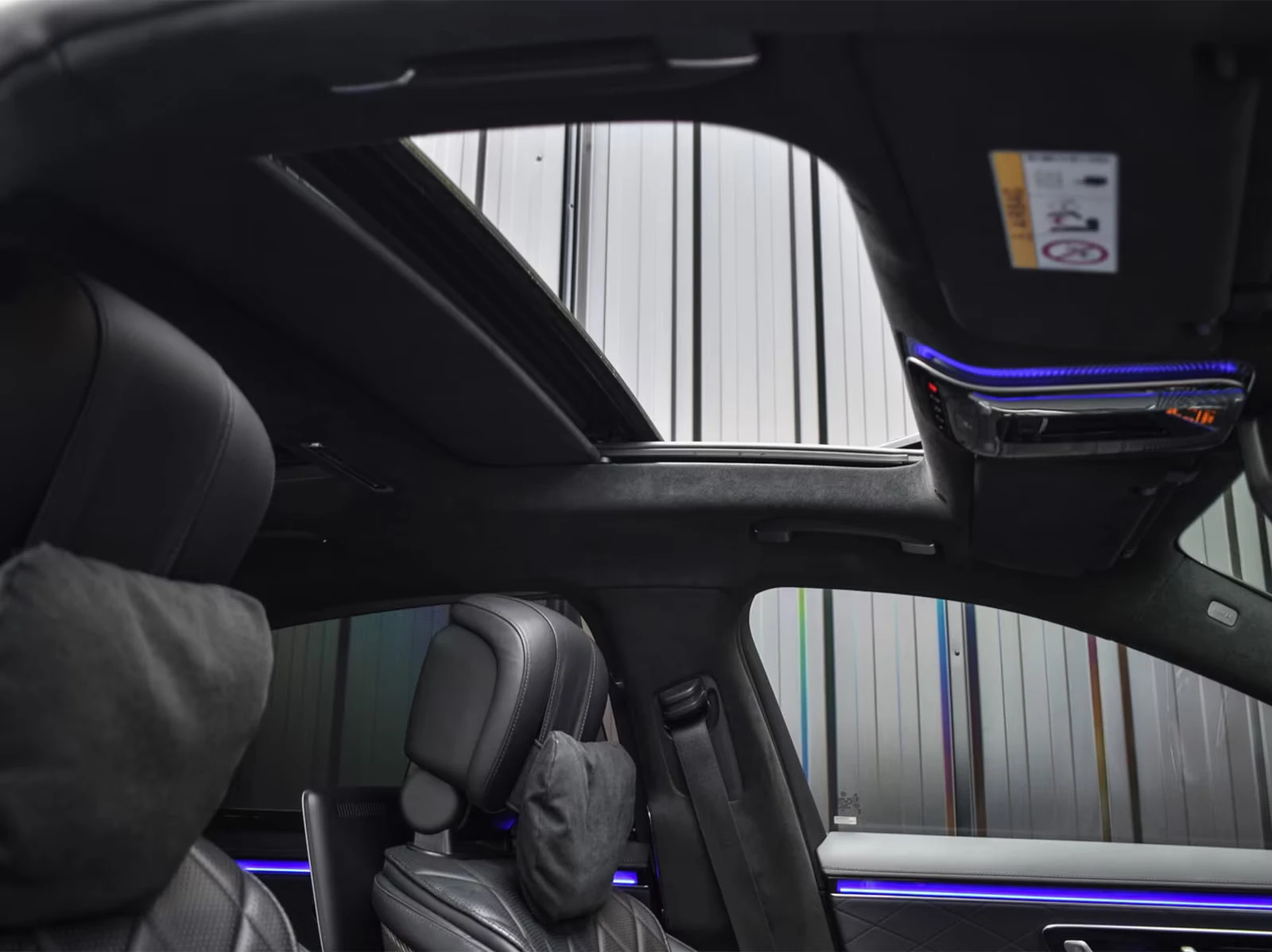 Mercedes-Benz S 500 4MATIC/450HP/AMG/DISTR/HUD/PANO/360/ACC/BURM/669v - изображение 10