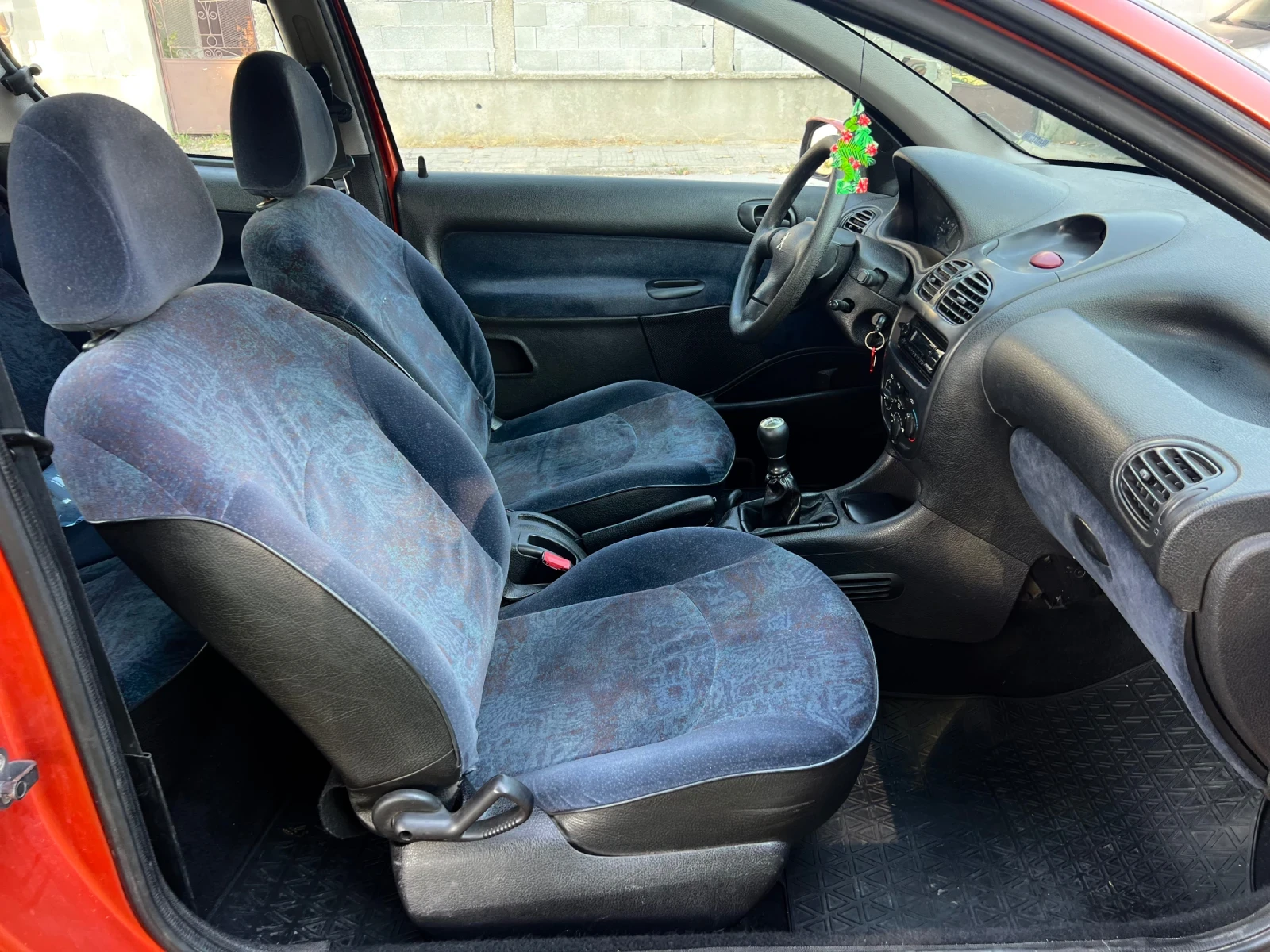 Peugeot 206 2.0 HDI - изображение 10