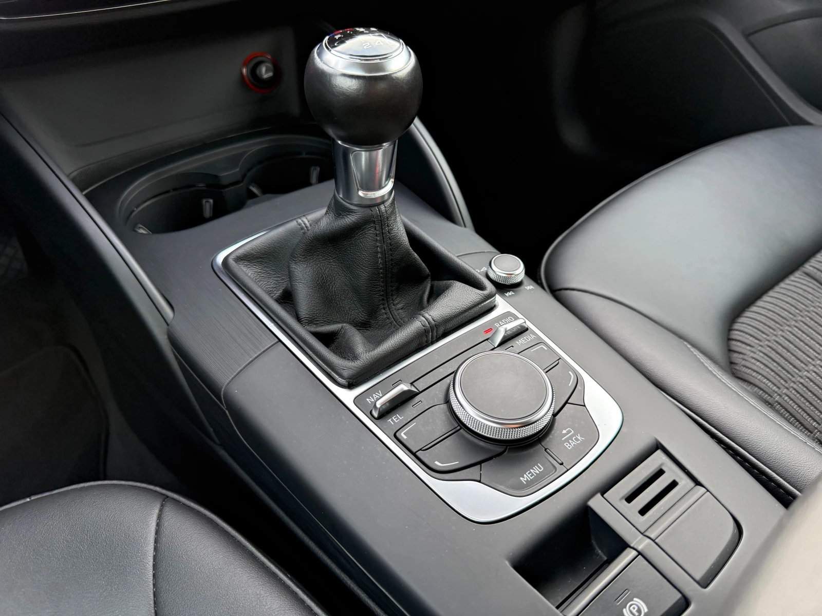 Audi A3 2.0 150 LED  | Mobile.bg   11