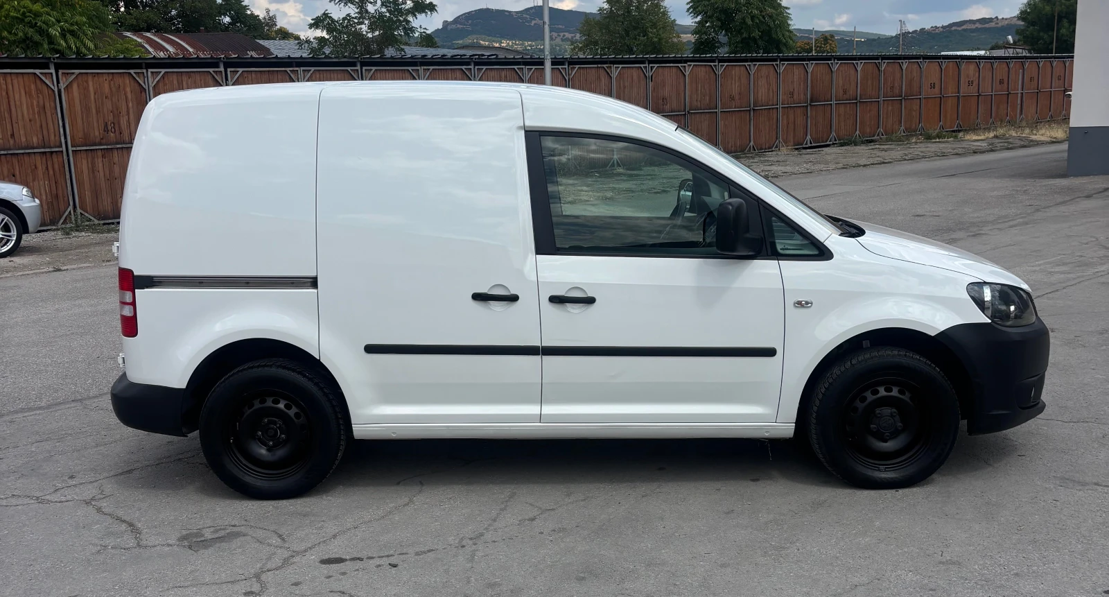 VW Caddy 2.0 TDI - изображение 8