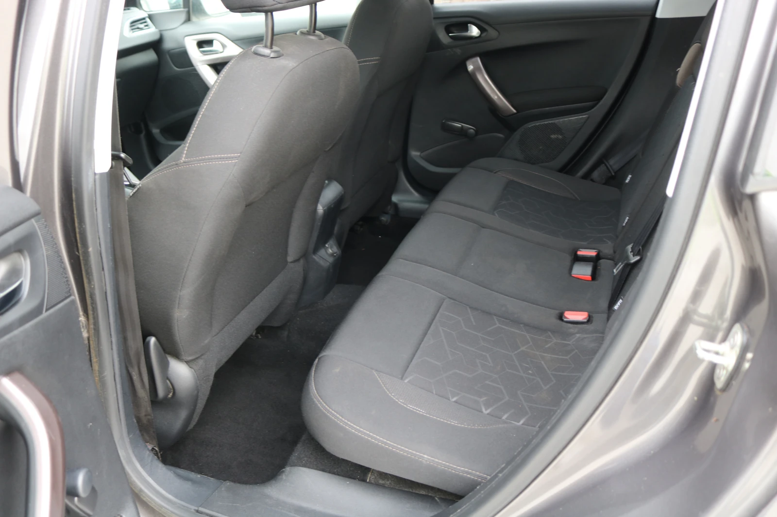 Peugeot 2008 1.2 VTi - изображение 9