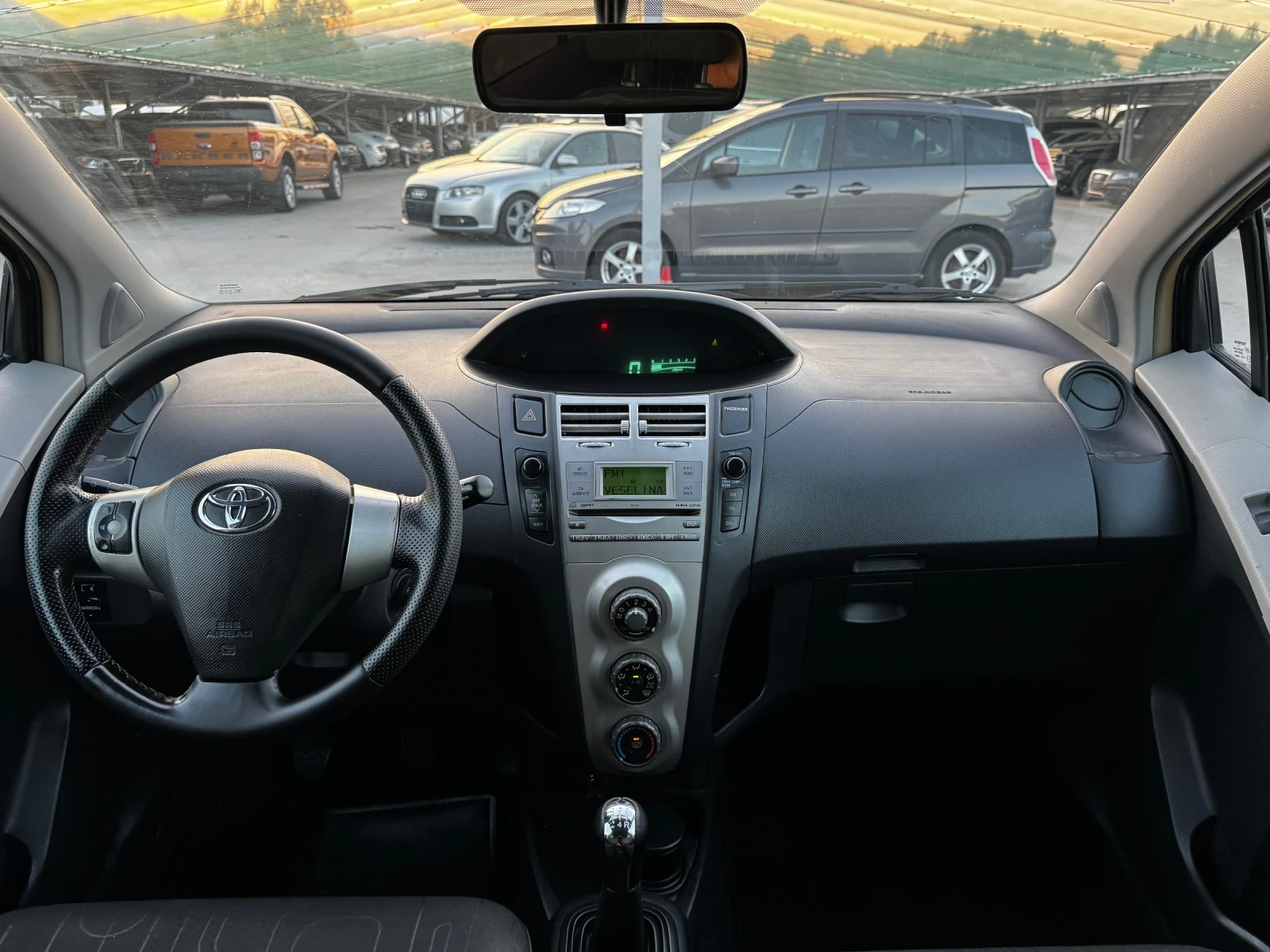 Toyota Yaris 1.4D4D ИТАЛИЯ - изображение 10