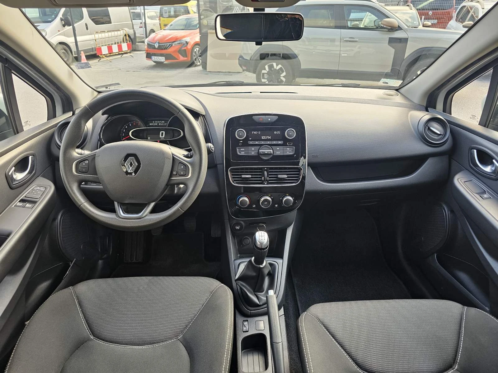 Renault Clio 0.9 TCe 75 - изображение 7