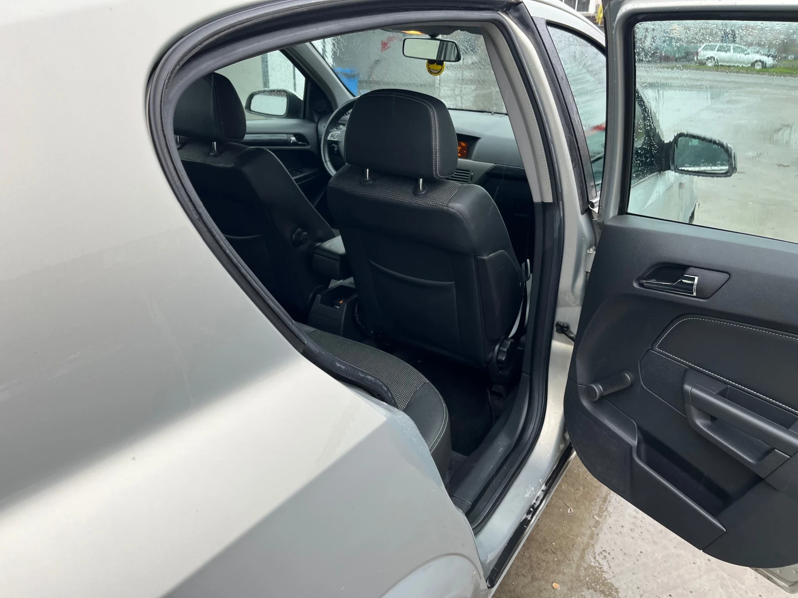 Opel Astra 1.7 CDTI COSMO - изображение 9